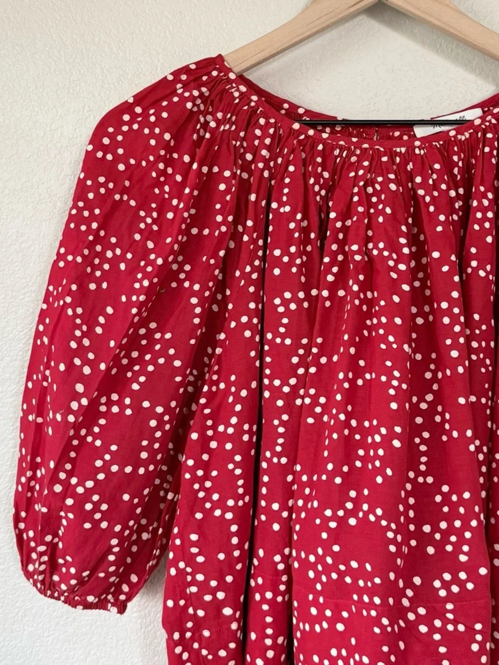 MADEWELL S Shirred Puff-Sleeve Top in Dot • Festival Red Classic Scattered Dots